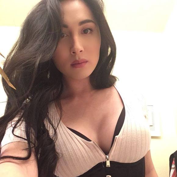 Meet your Posher, Lexi - Picture 1 of 1